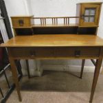 671 8835 WRITING DESK